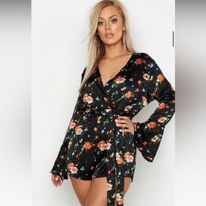 Plus wrap floral flare sleeve satin play suit